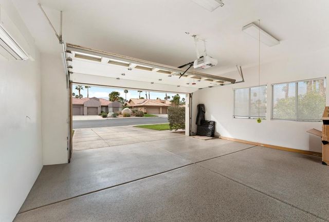 40262 Eastwood Lane, Palm Desert, CA 92211