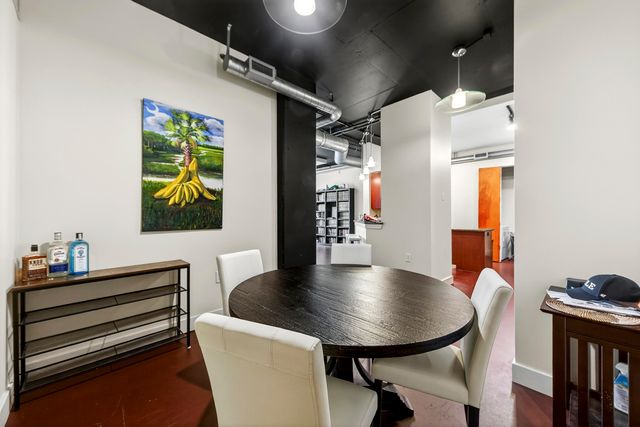 150 Bee Street Apt 713, Charleston, SC 29401