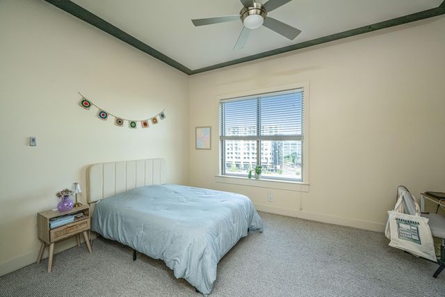 150 Bee Street Apt 713, Charleston, SC 29401