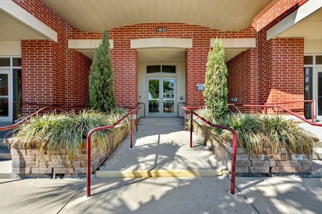 150 Bee Street Apt 713, Charleston, SC 29401