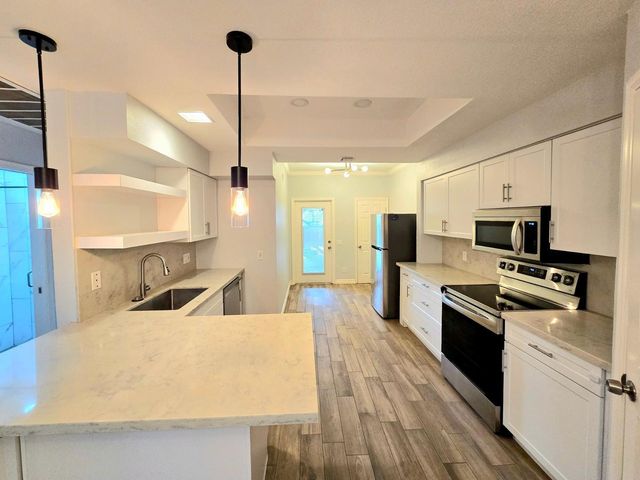 101 N 7th Street 102, Phoenix, AZ 85034