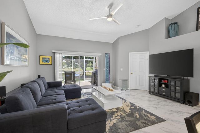 10469 Pelican Drive, Wellington, FL 33414