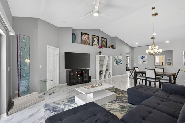 10469 Pelican Drive, Wellington, FL 33414