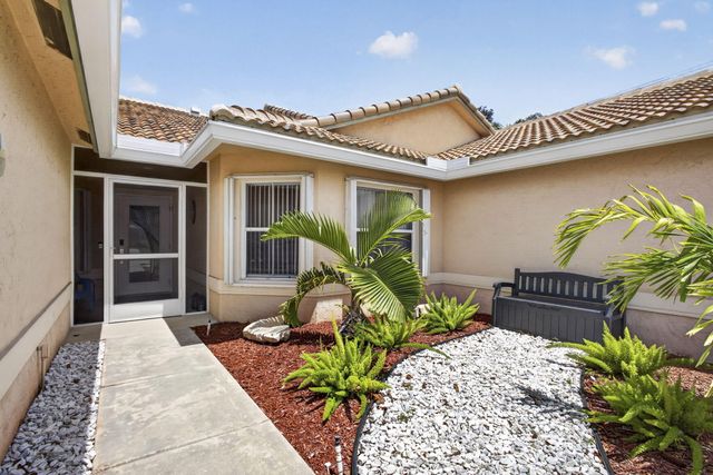 10469 Pelican Drive, Wellington, FL 33414