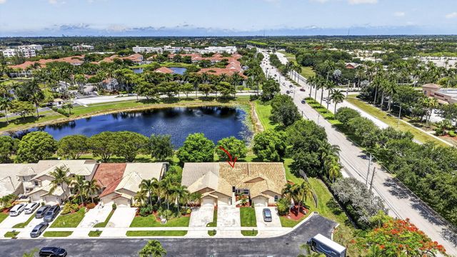 10469 Pelican Drive, Wellington, FL 33414