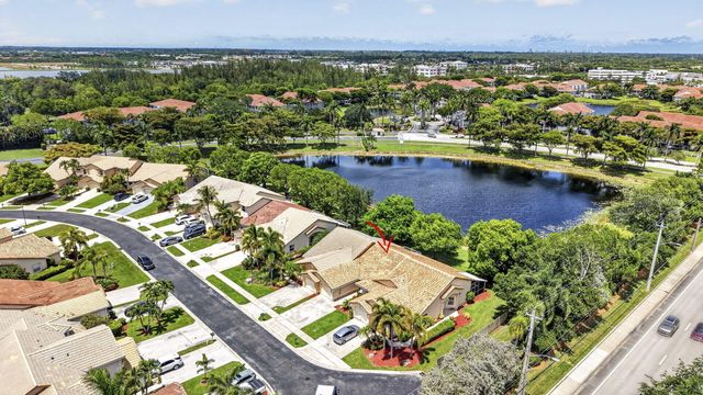 10469 Pelican Drive, Wellington, FL 33414