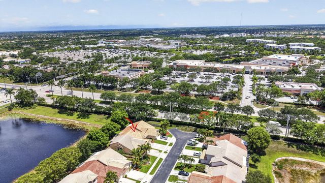 10469 Pelican Drive, Wellington, FL 33414