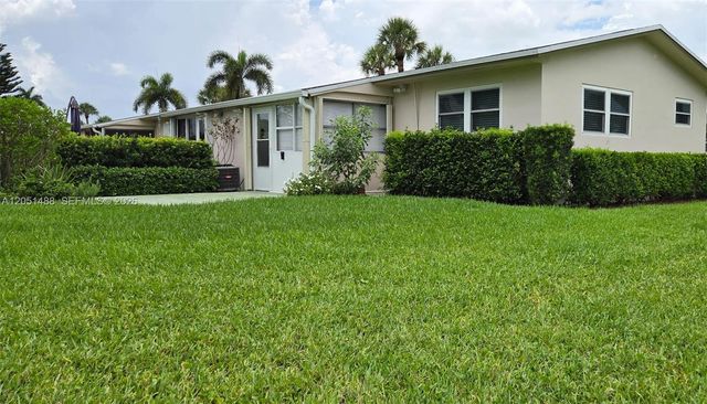 2630 Barkley Drive E H, West Palm Beach, FL 33415