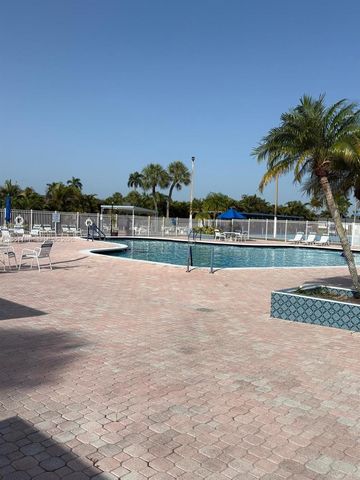 2630 Barkley Drive E H, West Palm Beach, FL 33415