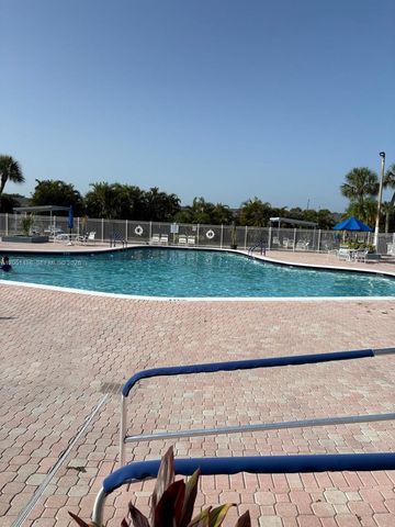 2630 Barkley Drive E H, West Palm Beach, FL 33415