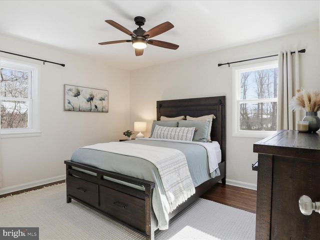 10915 ORCHARD ST, Fairfax, VA 22030