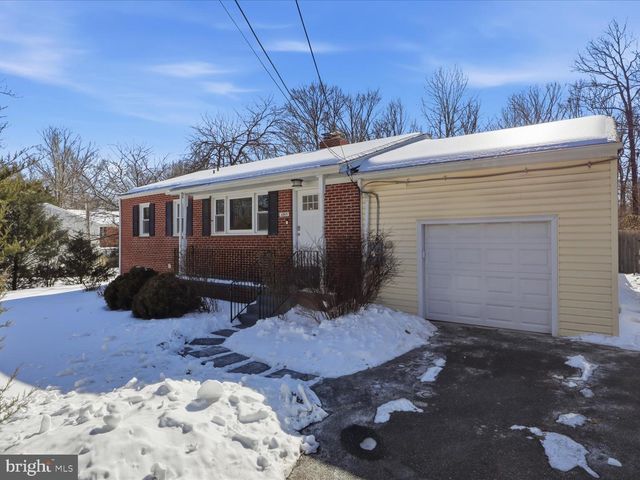 10915 ORCHARD ST, Fairfax, VA 22030