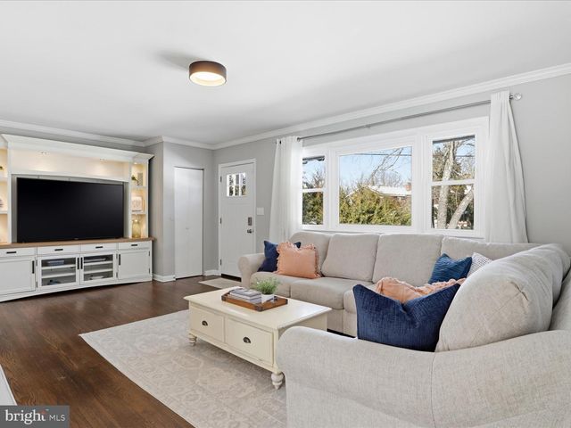 10915 ORCHARD ST, Fairfax, VA 22030