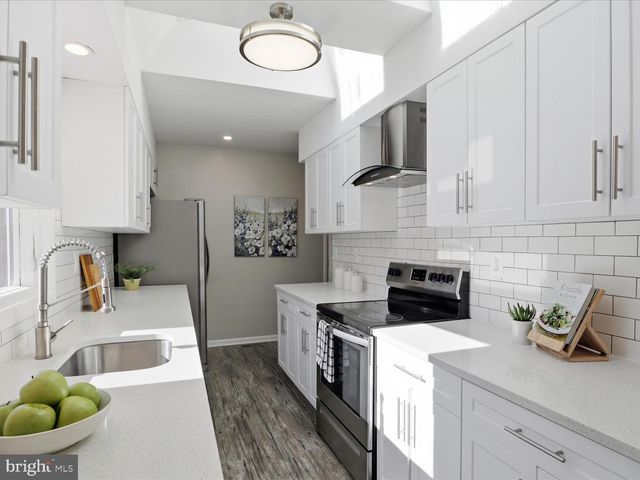 10915 ORCHARD ST, Fairfax, VA 22030