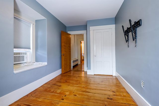 8 Grove Street, Concord, NH 03301