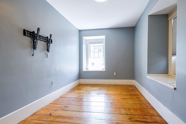 8 Grove Street, Concord, NH 03301