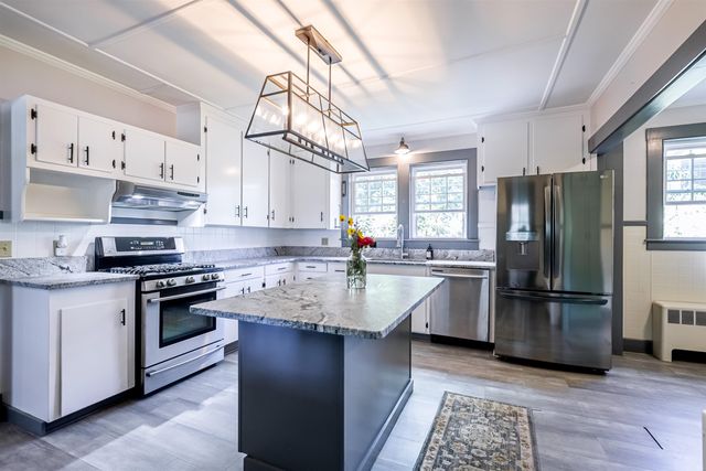 8 Grove Street, Concord, NH 03301