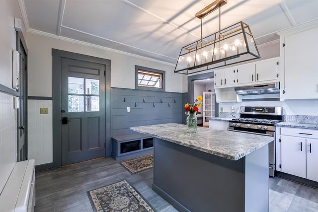 8 Grove Street, Concord, NH 03301