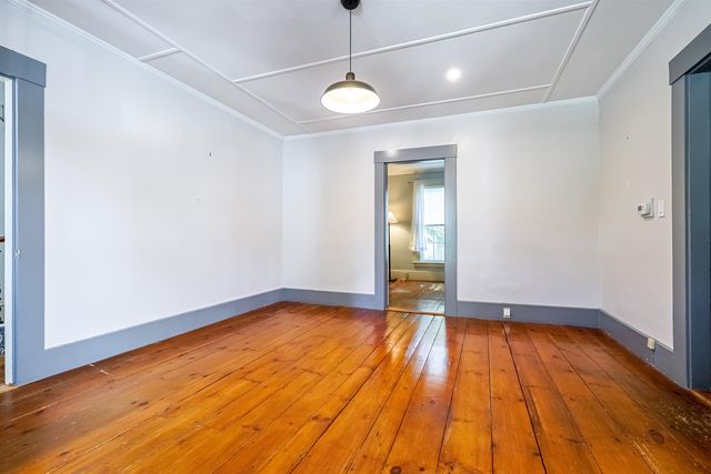 8 Grove Street, Concord, NH 03301