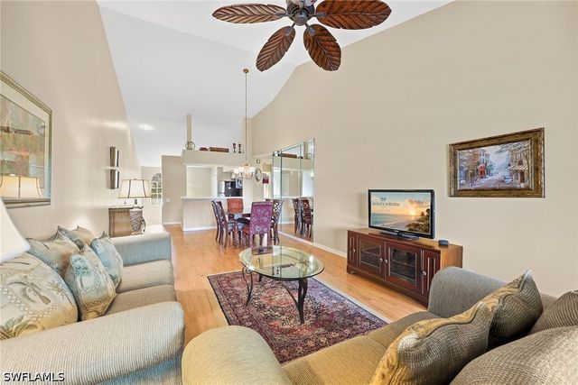 28072 Cavendish CT 2207, Bonita Springs, FL 34135