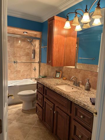 5021 Mirror Lakes Boulevard, Boynton Beach, FL 33472