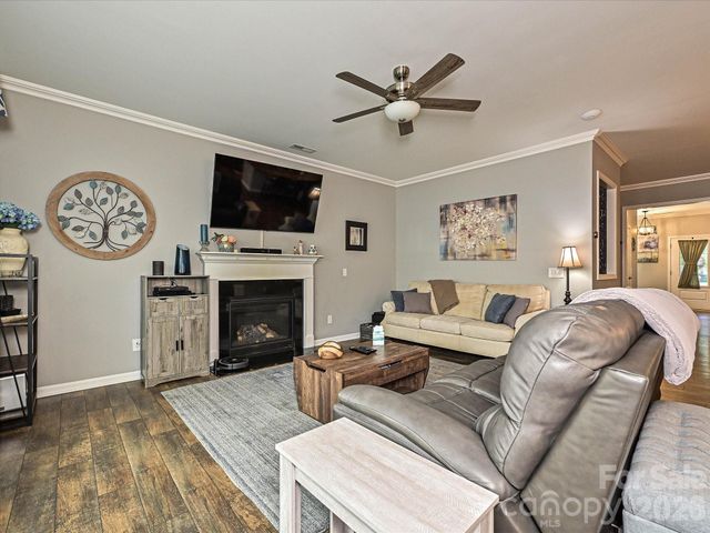 2614 Lochview Street, Fort Mill, SC 29715