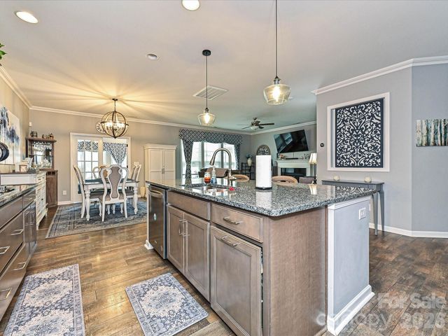 2614 Lochview Street, Fort Mill, SC 29715