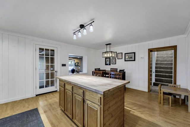 S107W17011 Muskego Dam DRIVE, Muskego, WI 53150