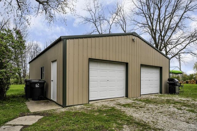 S107W17011 Muskego Dam DRIVE, Muskego, WI 53150