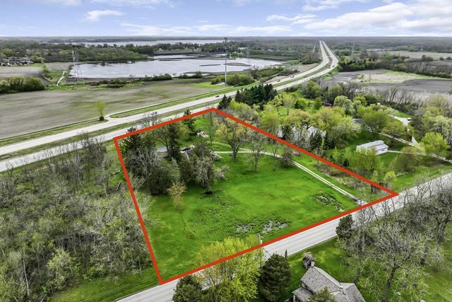 S107W17011 Muskego Dam DRIVE, Muskego, WI 53150