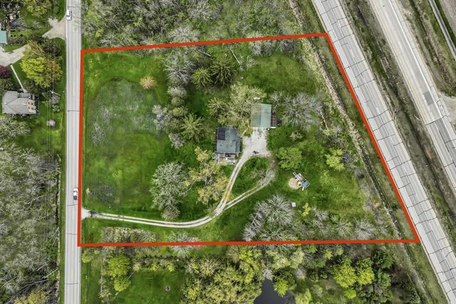 S107W17011 Muskego Dam DRIVE, Muskego, WI 53150