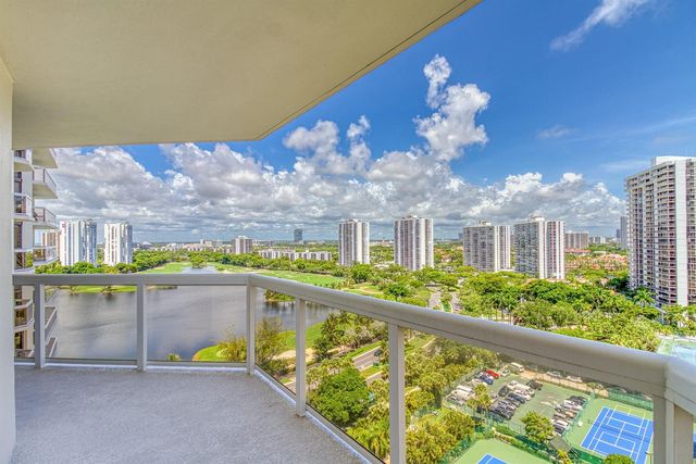 20185 E Country Club Drive 1709, Aventura, FL 33180