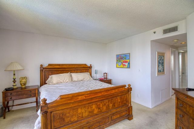 20185 E Country Club Drive 1709, Aventura, FL 33180