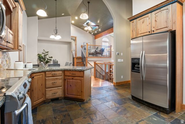 5250 S CLEAR SPRING LN, Salt Lake City, UT 84117