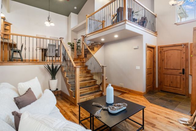 5250 S CLEAR SPRING LN, Salt Lake City, UT 84117
