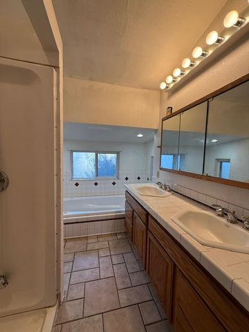 686 Old Arden Hwy, Colville, WA 99114