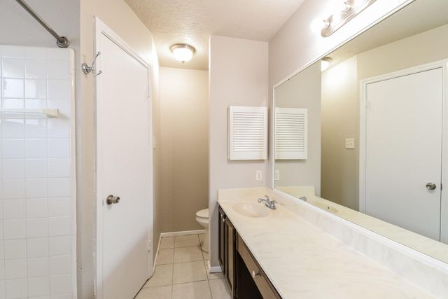 15915 Vista Del Mar Drive, Houston, TX 77083