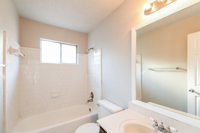 15915 Vista Del Mar Drive, Houston, TX 77083