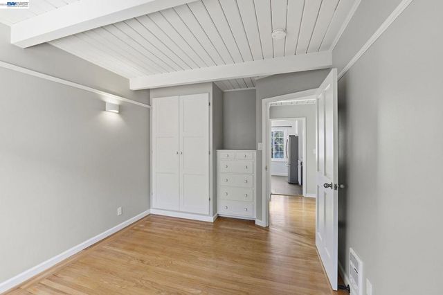 780 Goettingen St, San Francisco, CA 94134