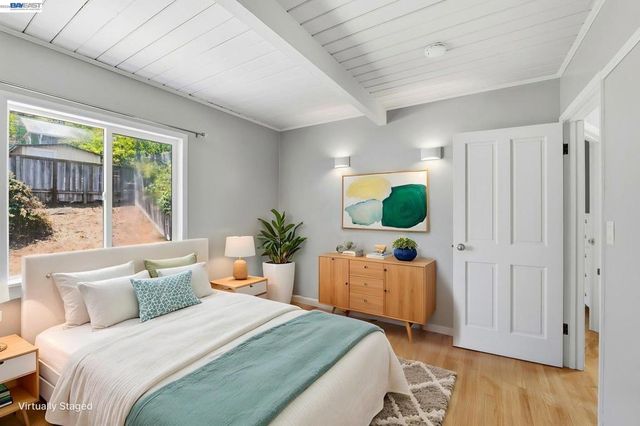 780 Goettingen St, San Francisco, CA 94134