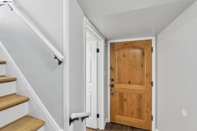 780 Goettingen St, San Francisco, CA 94134
