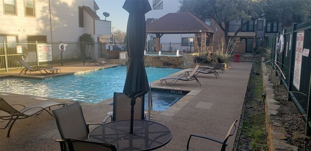 2301 Balsam Drive M308, Arlington, TX 76006