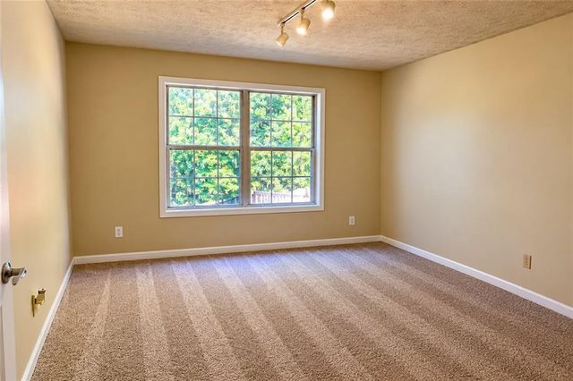 3920 Riverlook Parkway SE 202, Marietta, GA 30067