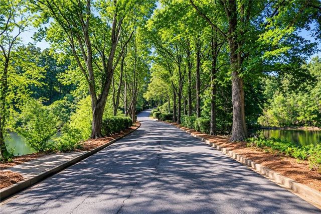 3920 Riverlook Parkway SE 202, Marietta, GA 30067