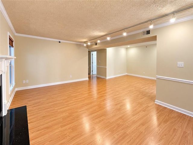 3920 Riverlook Parkway SE 202, Marietta, GA 30067