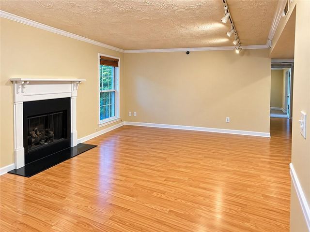 3920 Riverlook Parkway SE 202, Marietta, GA 30067