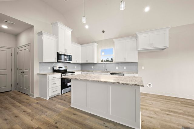 33258 Clinton Allen Rd, Denham Springs, LA 70706