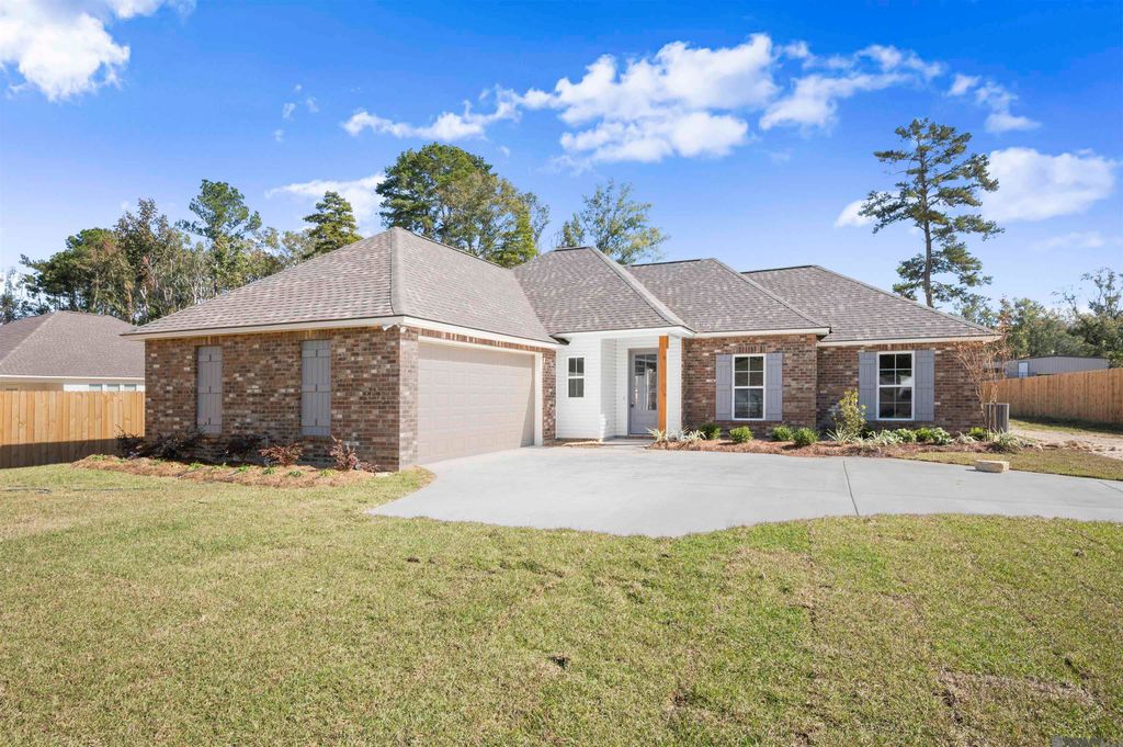 33258 Clinton Allen Rd, Denham Springs, LA 70706