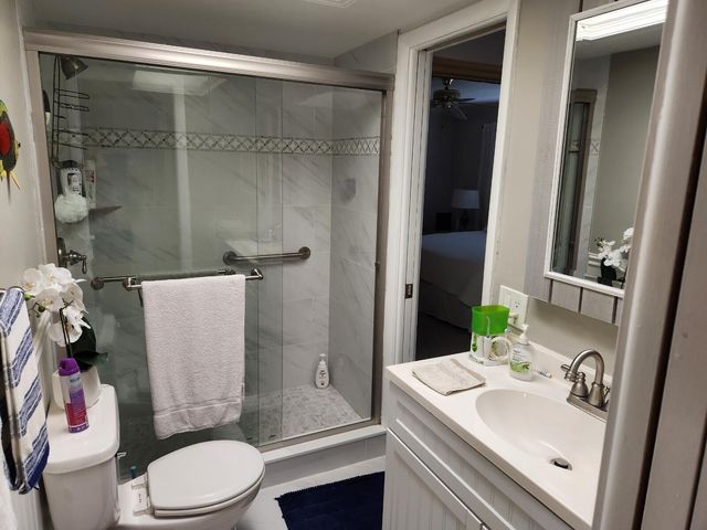 100 Lehane Terrace 26, North Palm Beach, FL 33408