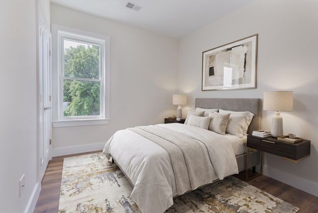 843 Columbia 2, Boston, MA 02125